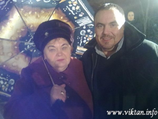 Виктан (Я) с коллегой Софьей Мариновской.