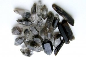 фото Защитный амулет из Мориона - Эзотерический магазин Ритуалов, колдовских инструментов